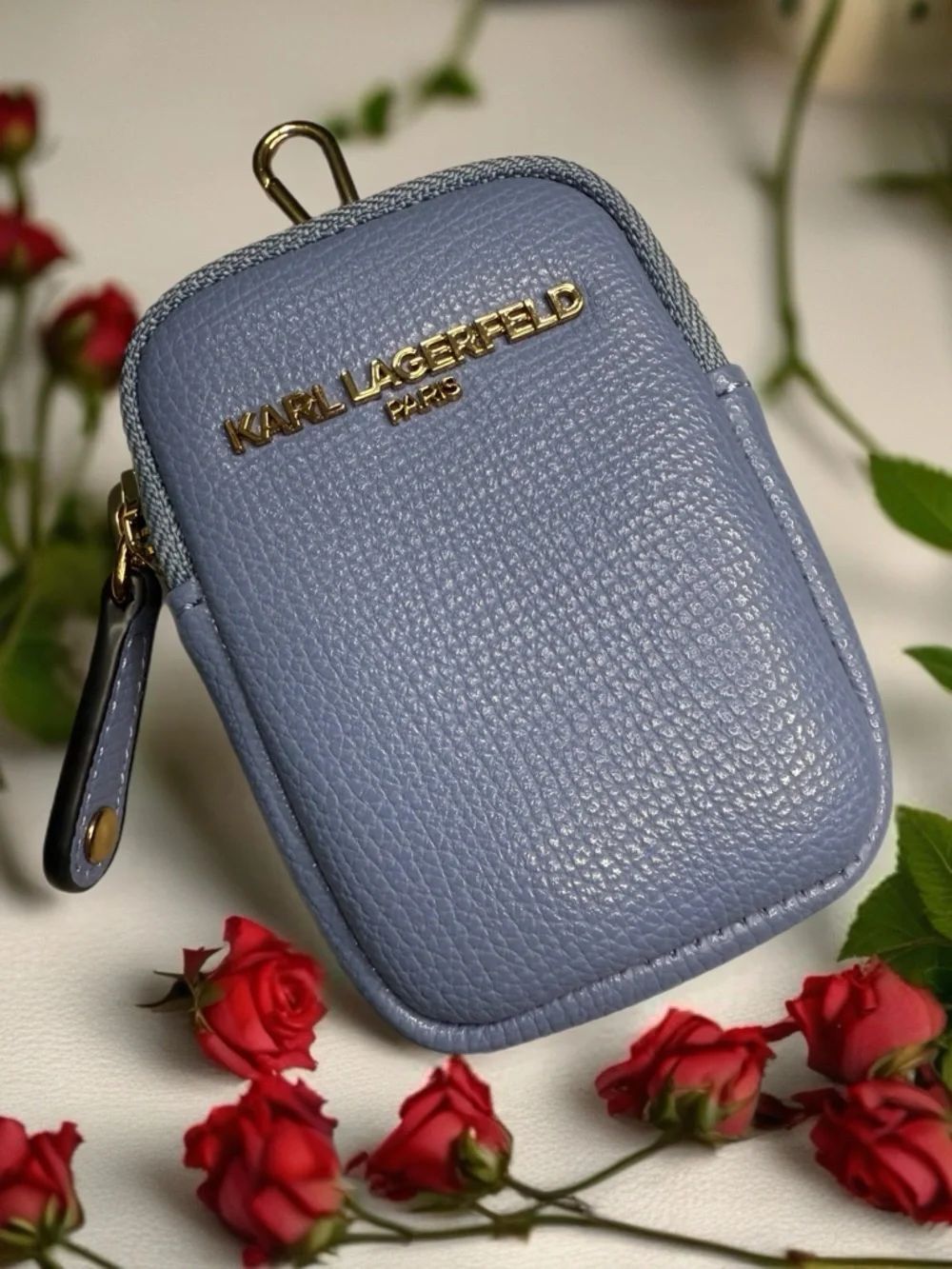 Karl Lagerfeld Small Pebbled Zip Card Holder - Light Blue